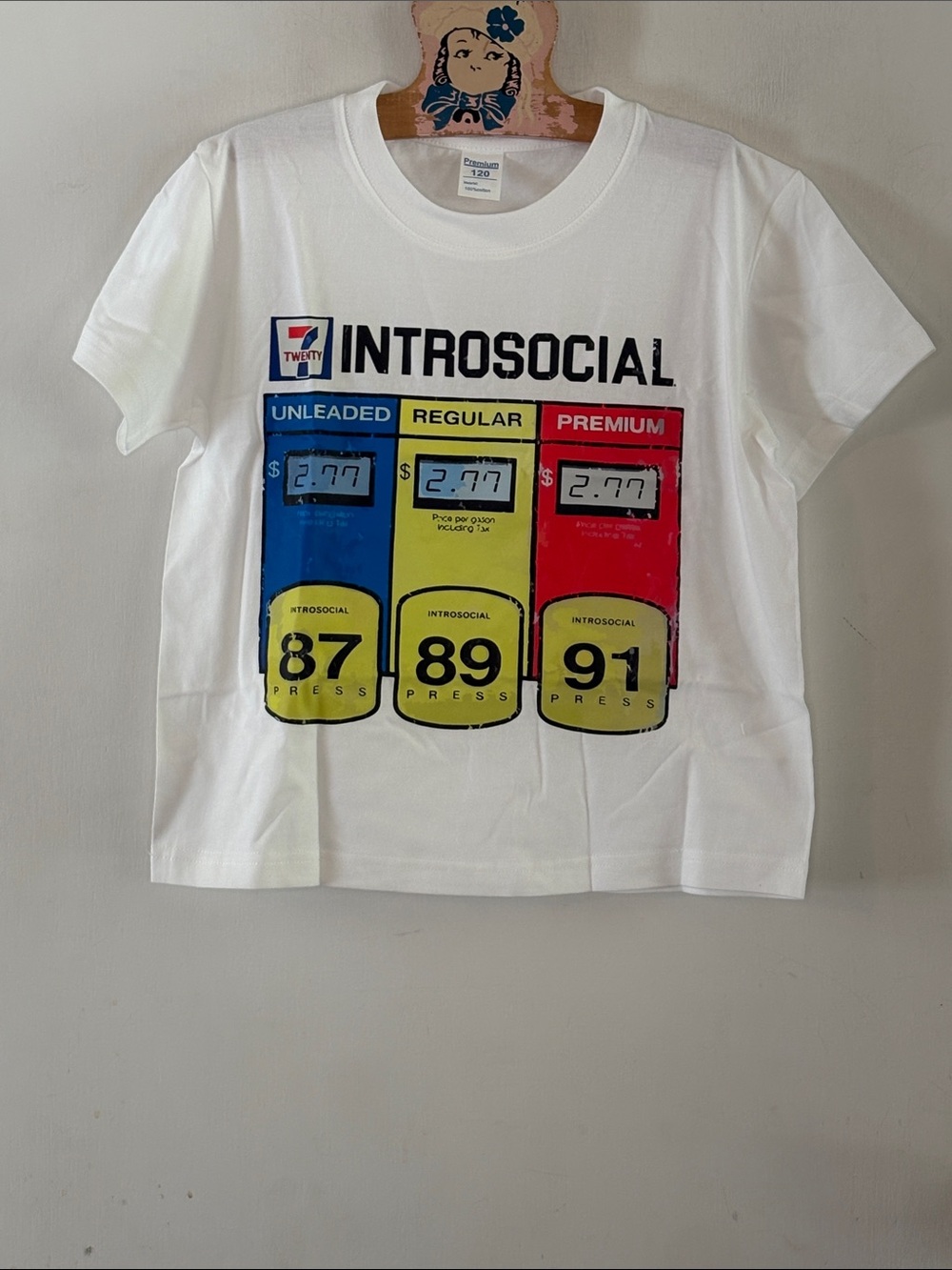 Introsocial gas pump white short sleeve t-shirt Size 6